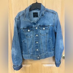 💙Celebrity Pink Jean Jacket